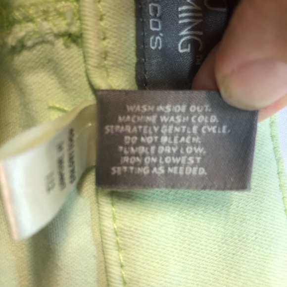 Chico’s So Slimming Lime Green Jeans Cropped Jean Denim - Picture 8 of 9